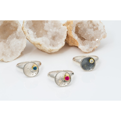 Lunar Signet Ring - "Blood Moon"