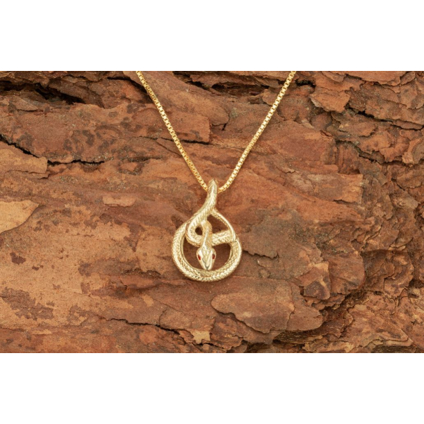  Sapphire Snake Pendant